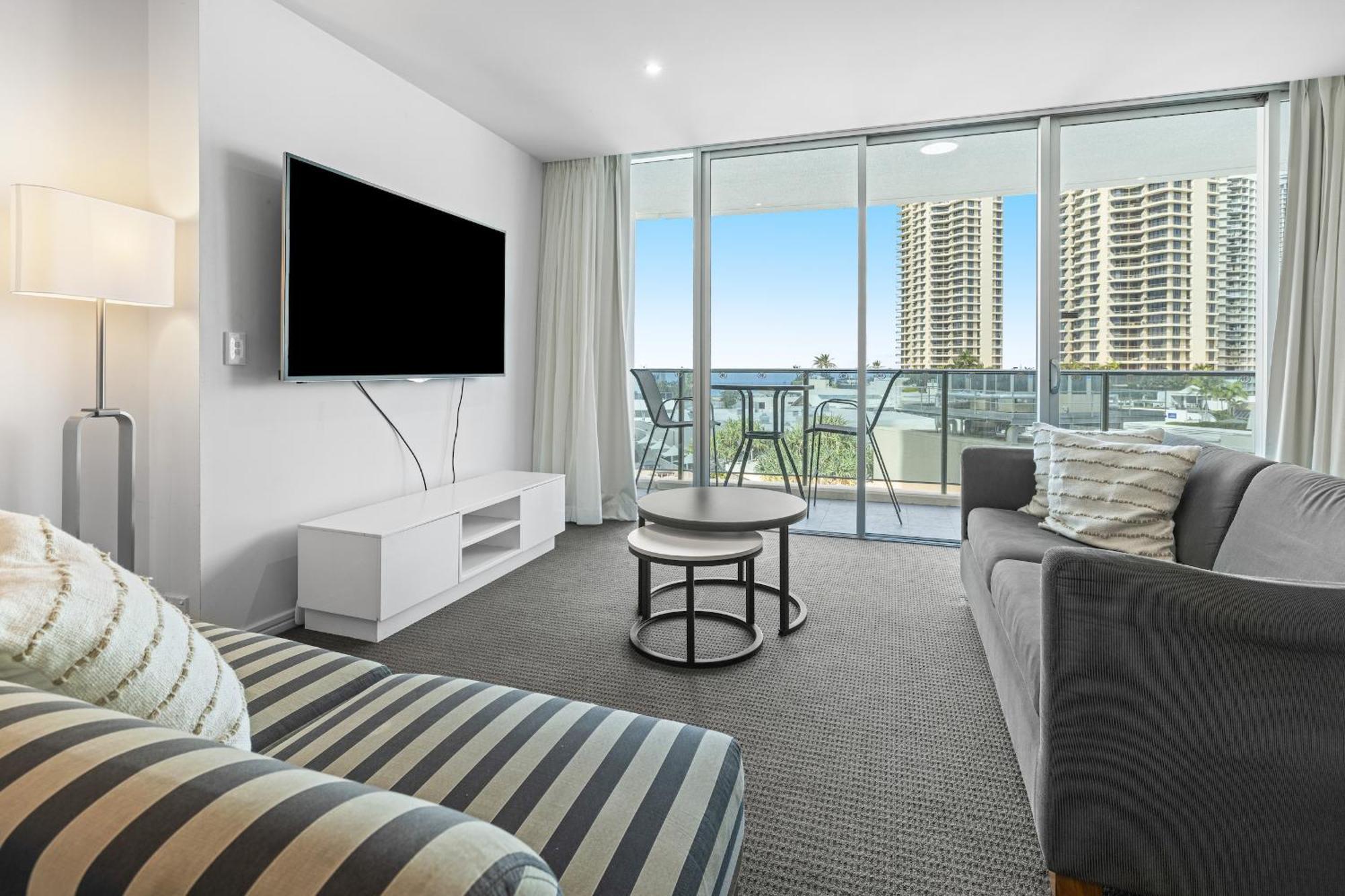 H-Residences Private Apartments - Hosted By Coastal Letting Gold Coast Exterior photo
