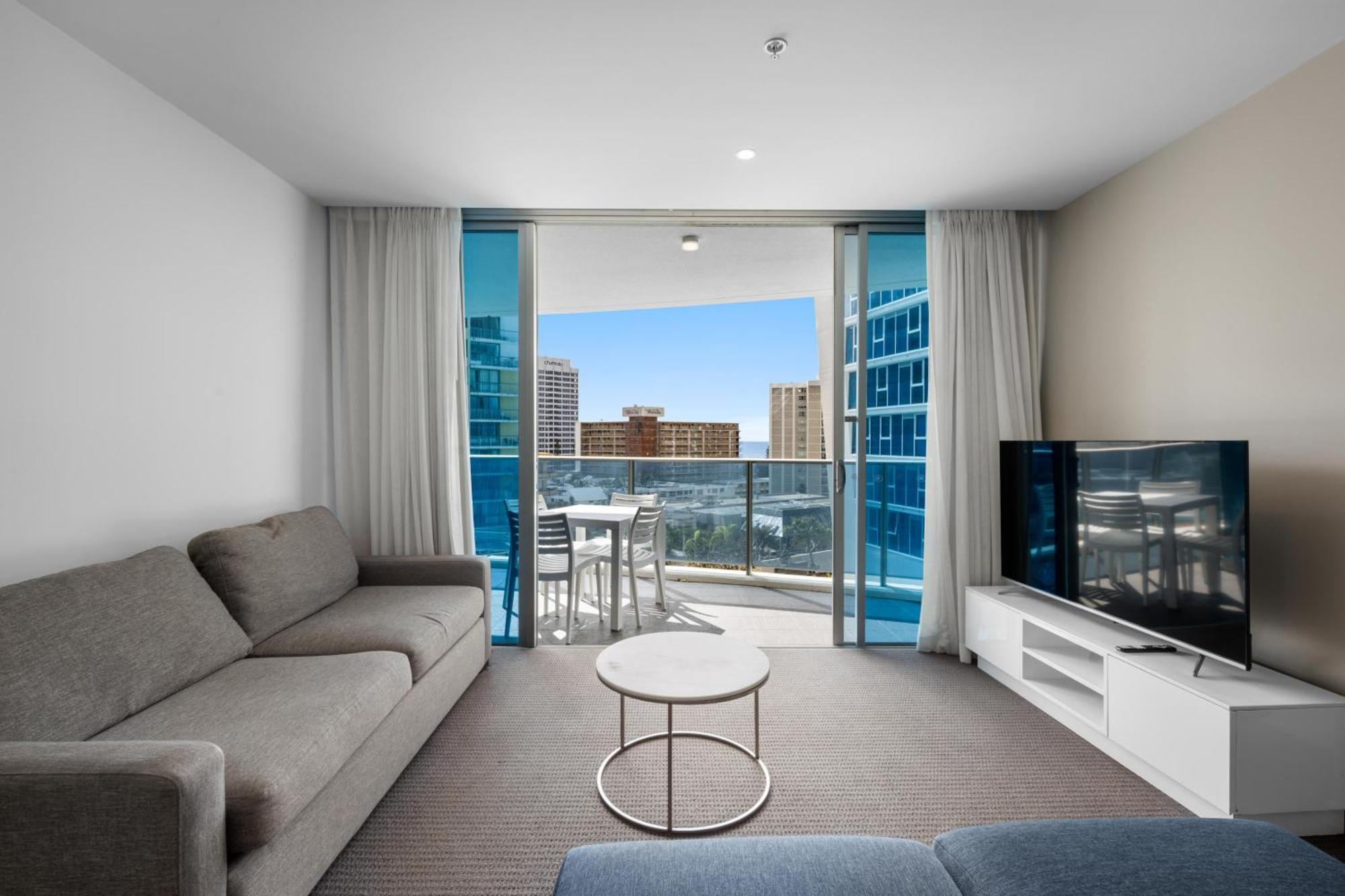 H-Residences Private Apartments - Hosted By Coastal Letting Gold Coast Exterior photo