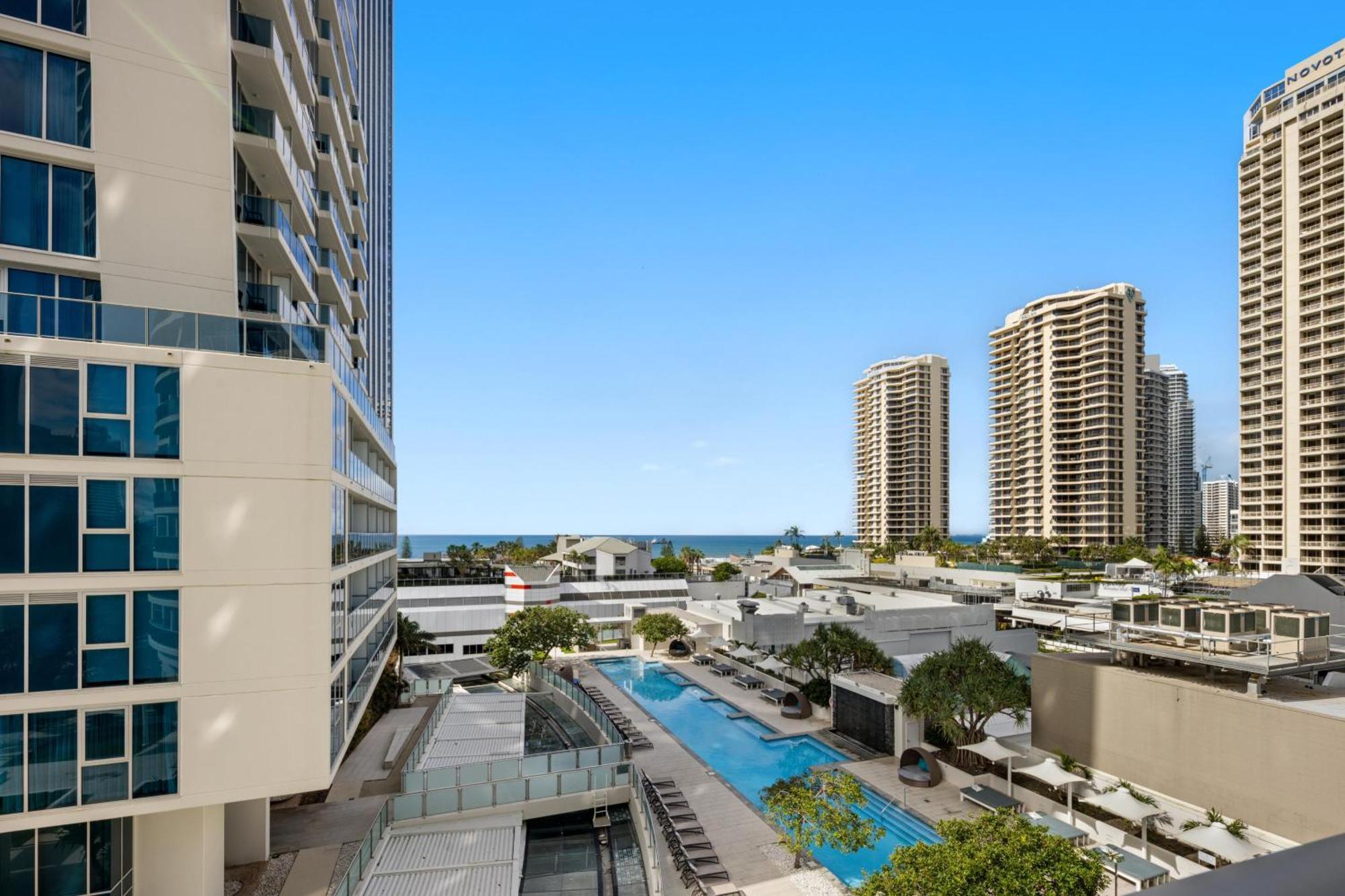 H-Residences Private Apartments - Hosted By Coastal Letting Gold Coast Exterior photo